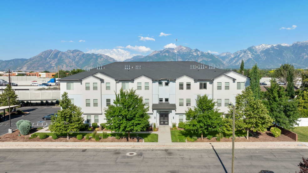 8035 S Fern Cir, Midvale, UT for sale - Building Photo - Image 1 of 13