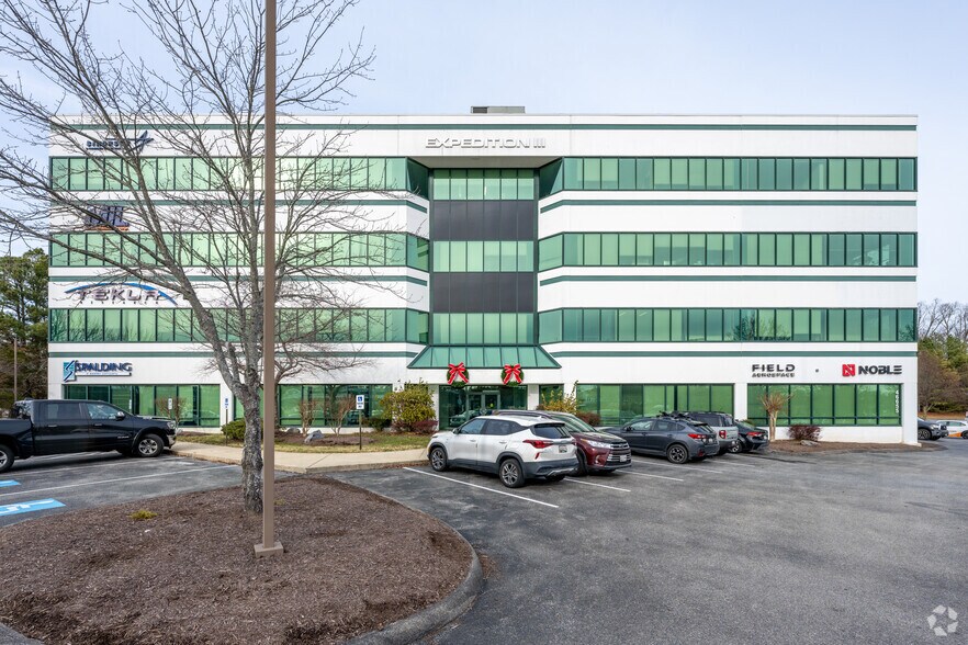 46655 Expedition Dr, Lexington Park, MD for lease - Building Photo - Image 2 of 18