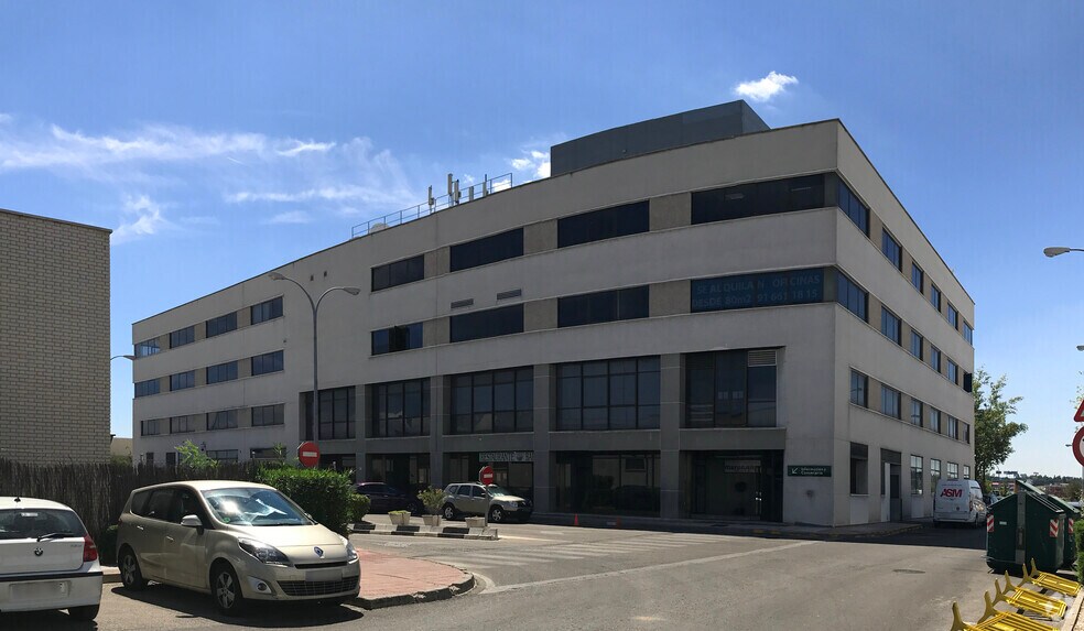 Office in Alcobendas, Madrid for lease - Primary Photo - Image 1 of 1