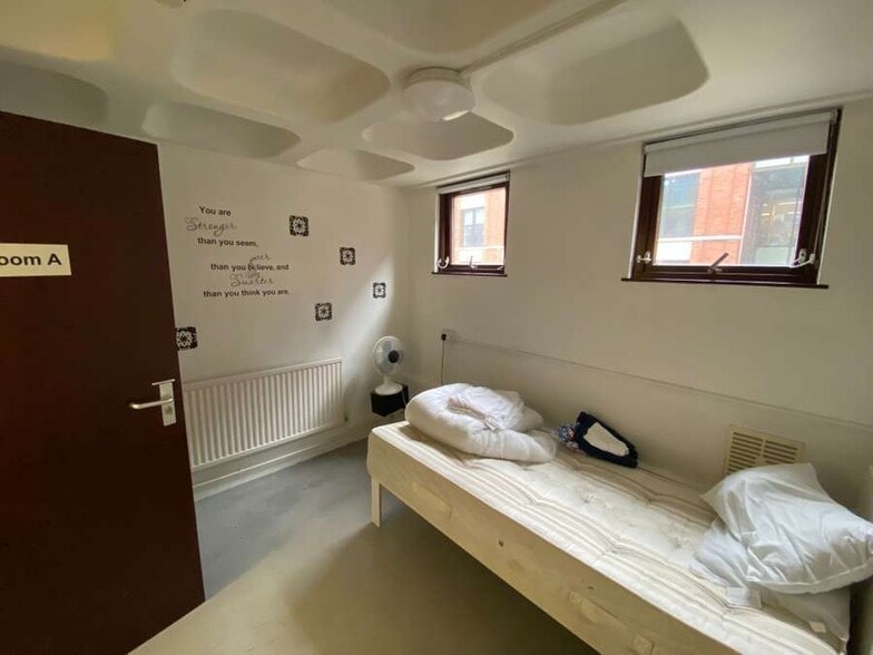 6-7 Whites Row, London for sale - Building Photo - Image 1 of 13