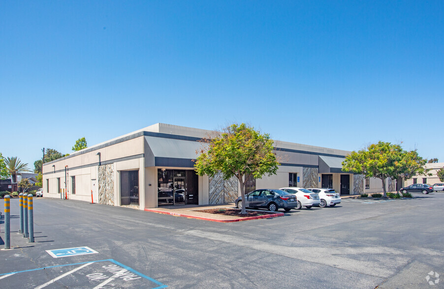 1257 Tasman Dr, Sunnyvale, CA for lease - Building Photo - Image 2 of 9