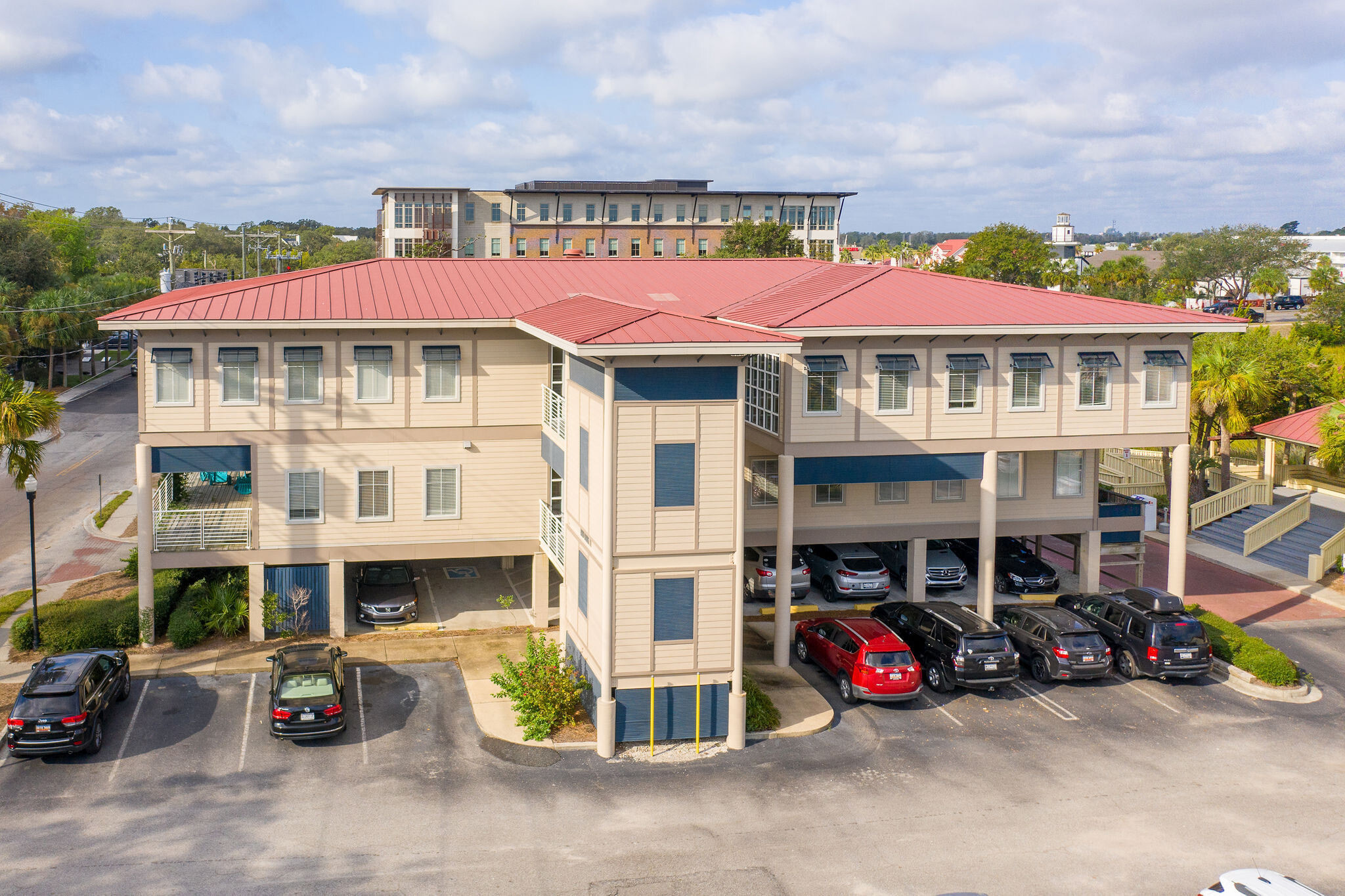 410 Mill St, Mount Pleasant, SC for lease Building Photo- Image 1 of 16