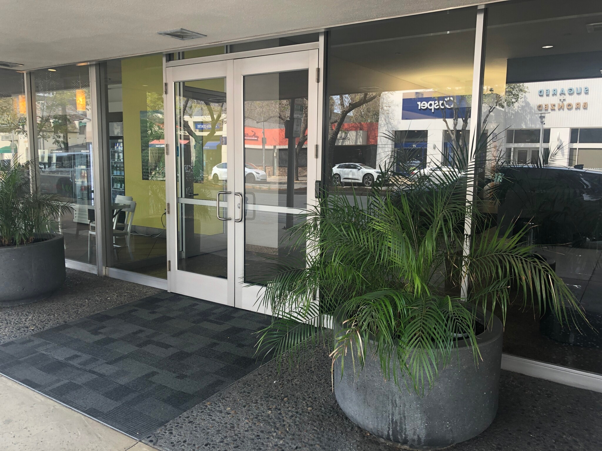 99 S Lake Ave, Pasadena, CA for lease Building Photo- Image 1 of 9