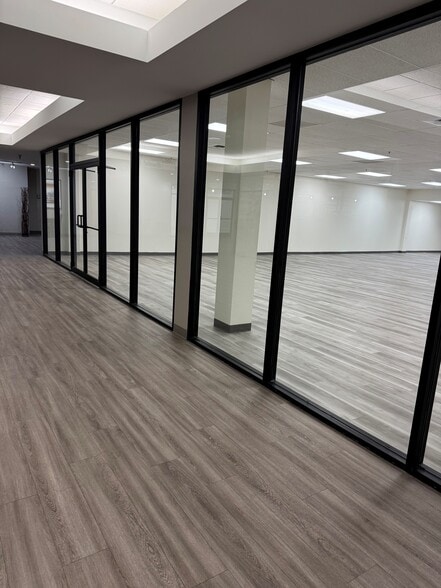 3300 Monroe Ave, Rochester, NY for lease - Building Photo - Image 3 of 18