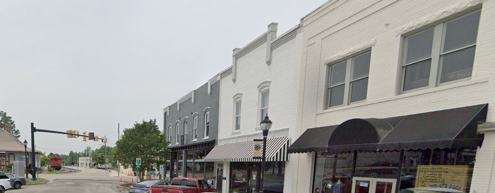 111 N Sycamore St, Aberdeen, NC for lease - Building Photo - Image 3 of 5