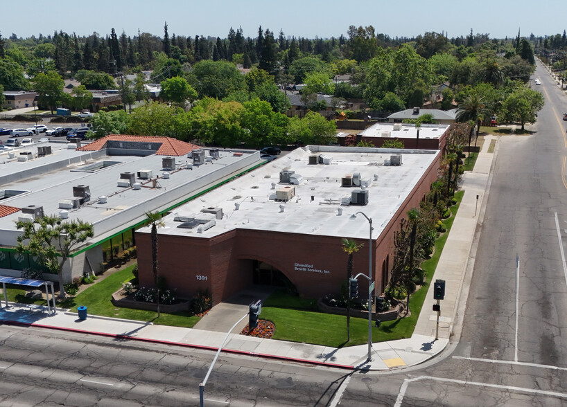 1391-1393 W Shaw Ave, Fresno, CA for lease - Building Photo - Image 1 of 1