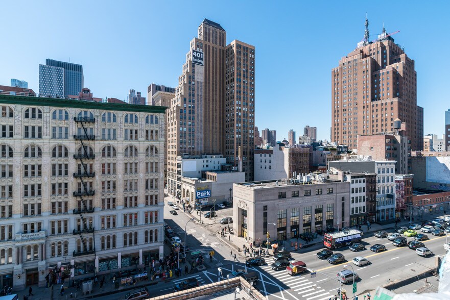 424-426 Broadway, New York, NY for lease - Building Photo - Image 2 of 12