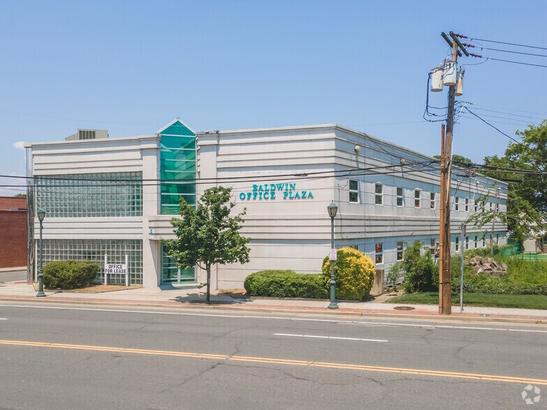 865 Merrick Rd, Baldwin, NY for sale - Building Photo - Image 1 of 1