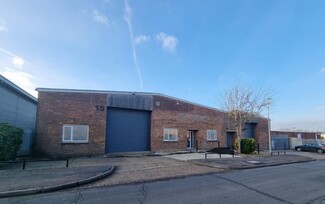 More details for 15-17 Bilton Way, Luton - Industrial for Lease