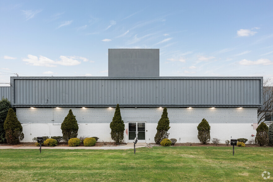 240 State Rt 17 S, Lodi, NJ for lease - Building Photo - Image 2 of 6