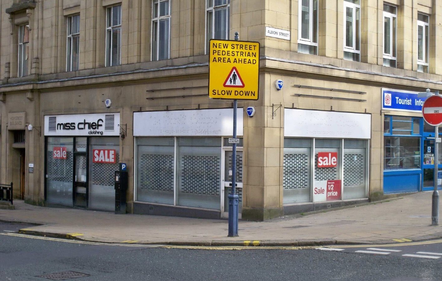 High St, Huddersfield, WYK HD1 2PW