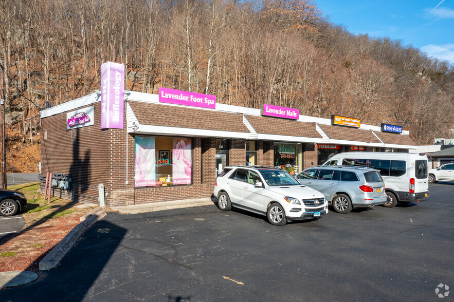 130 Federal Rd, Danbury, CT for lease - Building Photo - Image 2 of 3