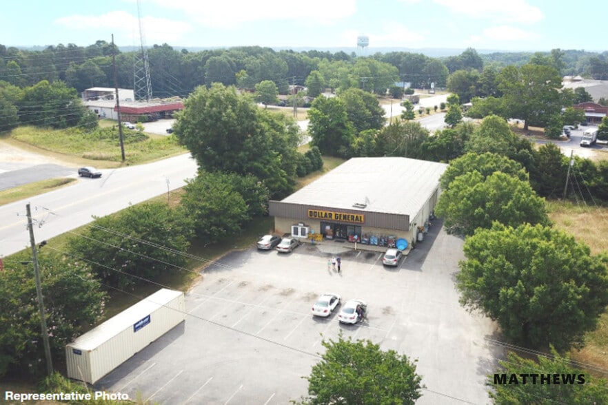 413 W Queen St, Edenton, NC for sale - Building Photo - Image 2 of 3