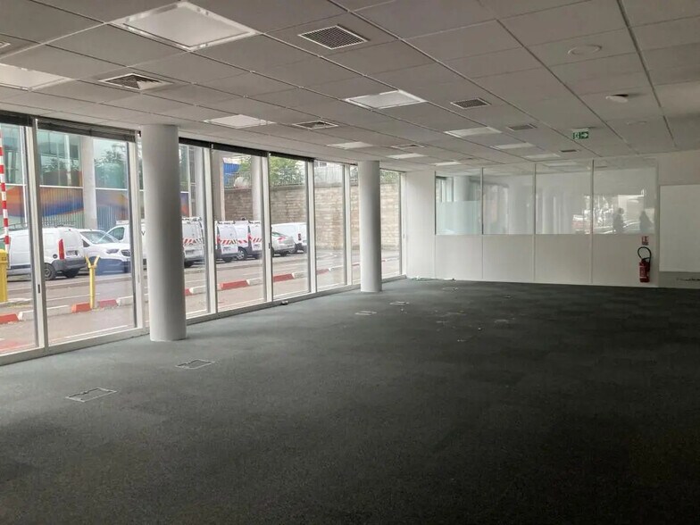 192 Avenue Thiers, Lyon for lease - Building Photo - Image 3 of 6