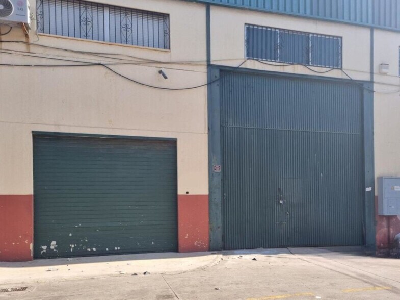 Industrial in Ceuta, Ceuta for sale - Building Photo - Image 2 of 12