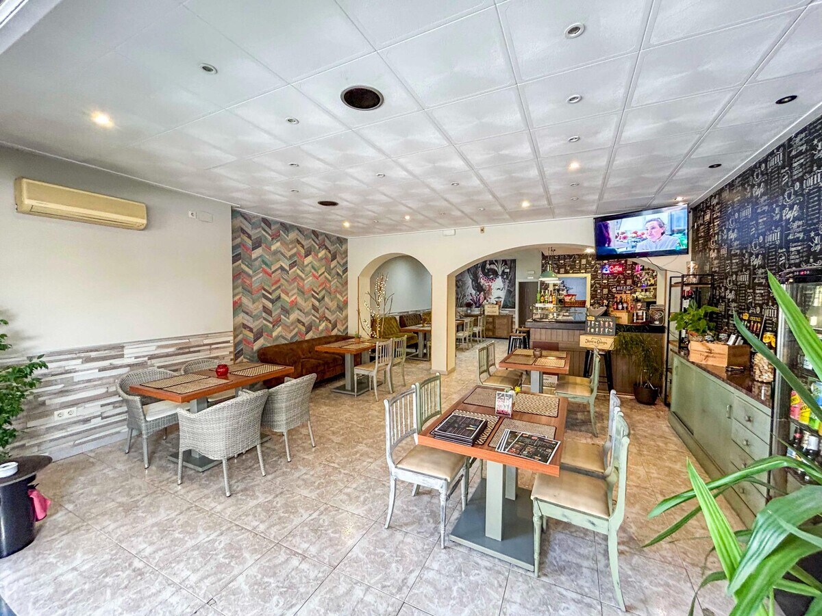 Lloret de Mar, GER 17310 -  -  - Interior Photo - Image 1 of 11