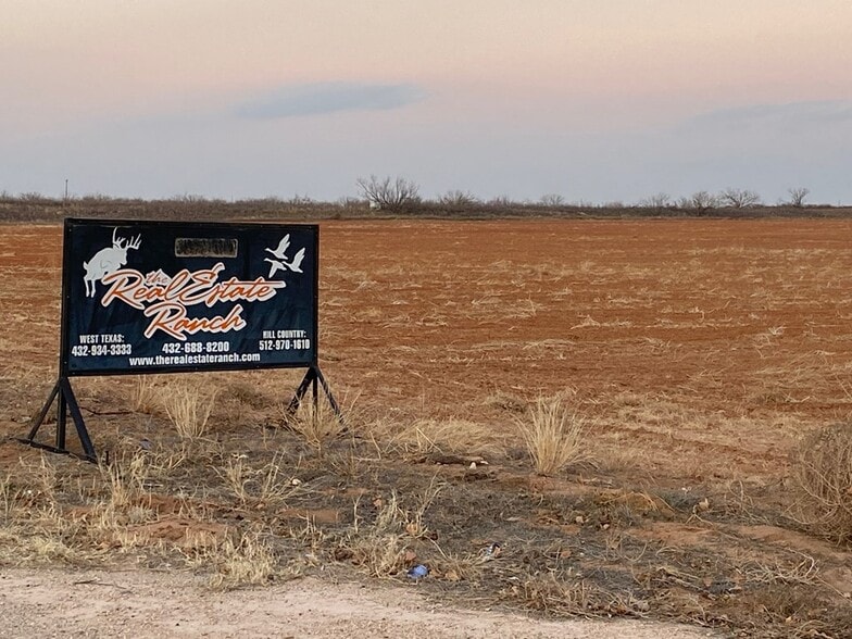 104 Moss Lake Rd, Big Spring, TX 79720