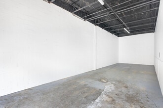3501-3531 NW 19th St, Fort Lauderdale, FL for lease Interior Photo- Image 2 of 3