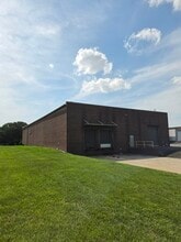 3526 Centre Cir, Fort Mill, SC for lease Interior Photo- Image 2 of 4