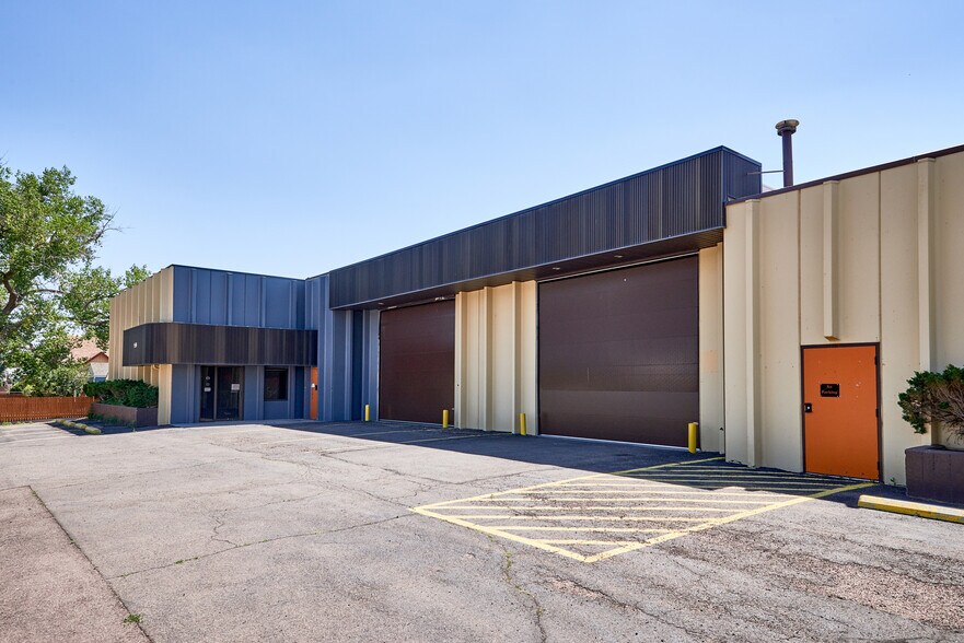 1133 W 27th St, Cheyenne, WY for sale - Building Photo - Image 1 of 1