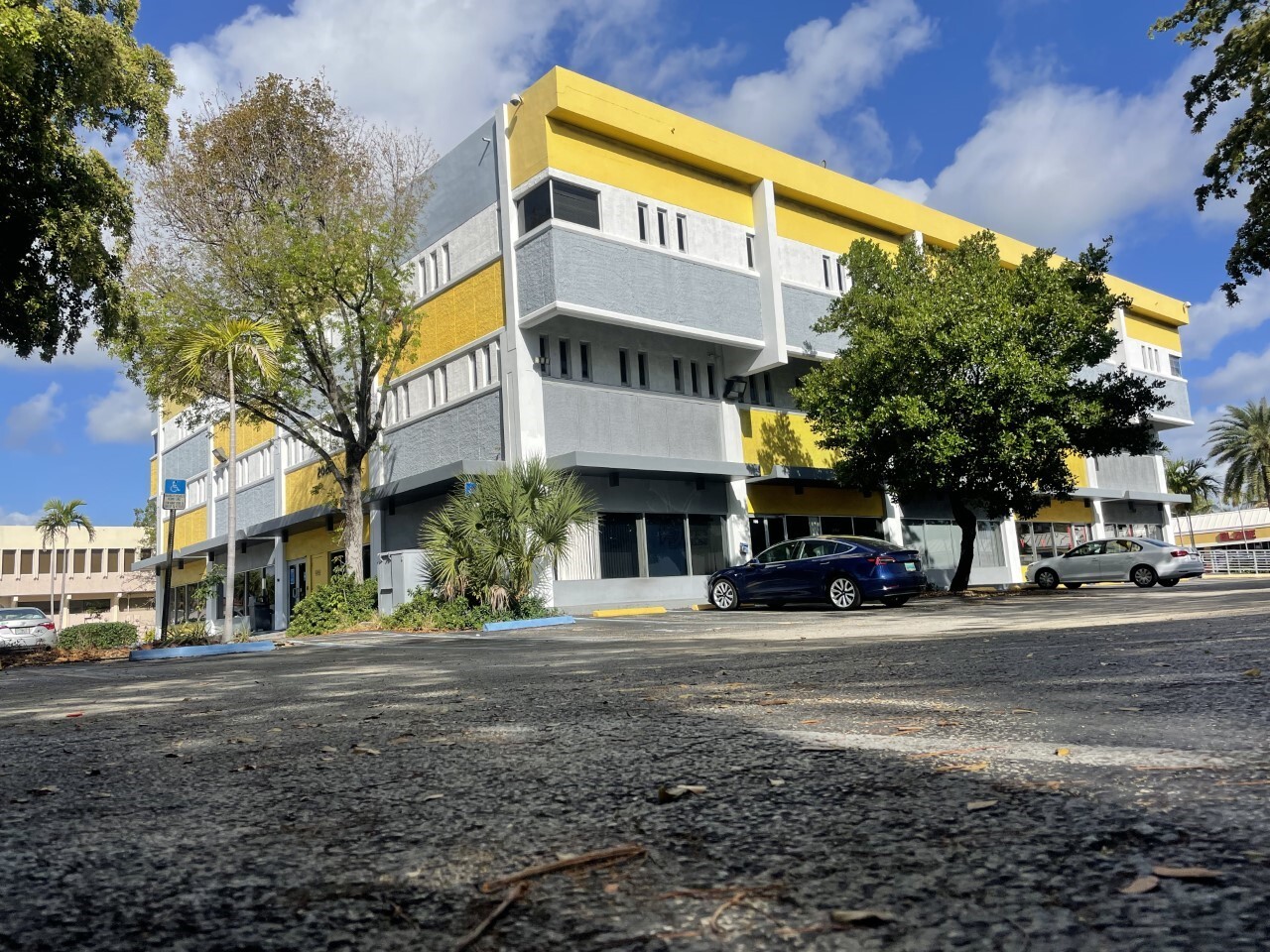 2020 Ne 163rd St, North Miami Beach, FL for lease Building Photo- Image 1 of 6