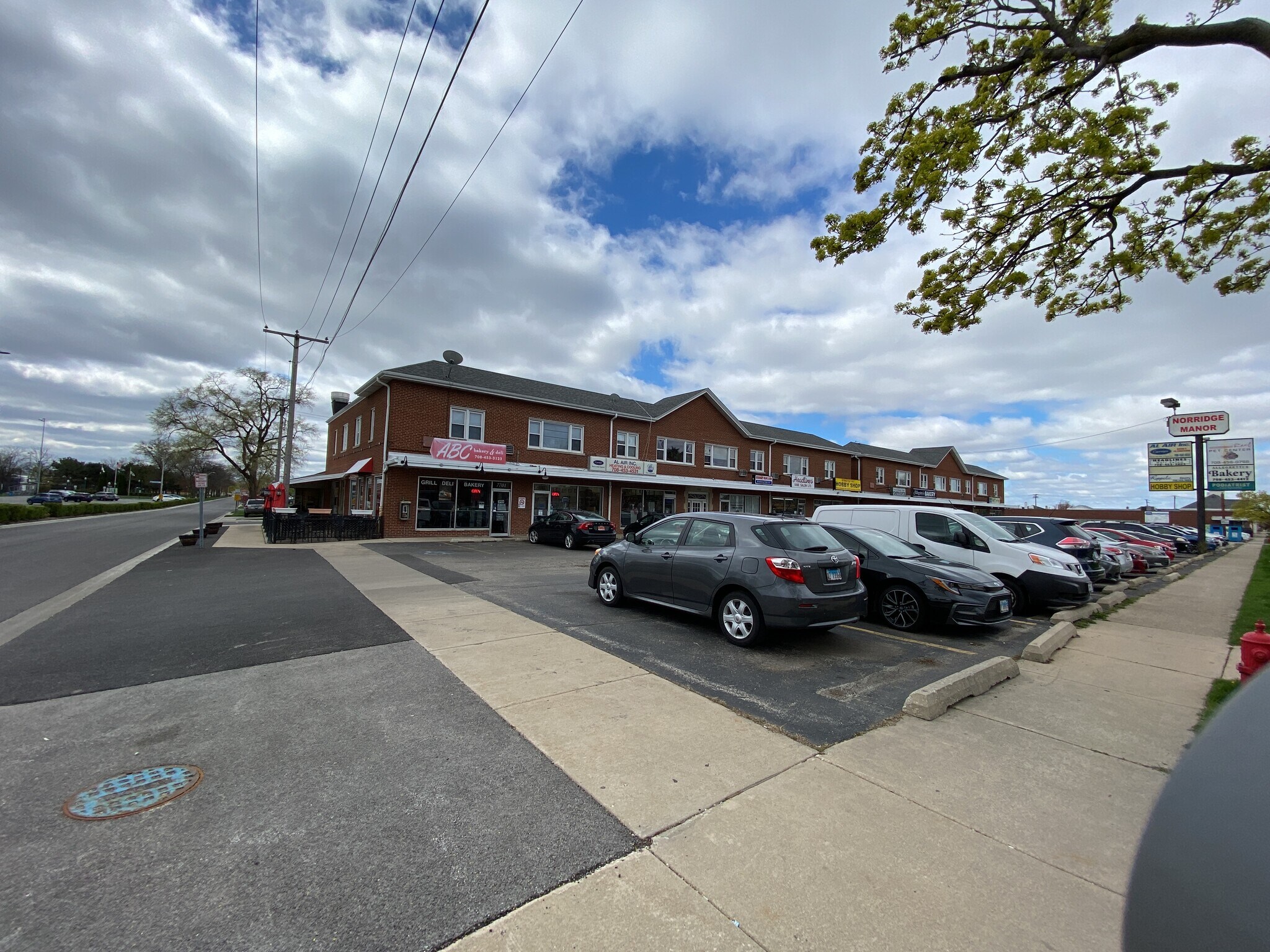 7713 W Lawrence Ave, Norridge, IL for lease Building Photo- Image 1 of 28