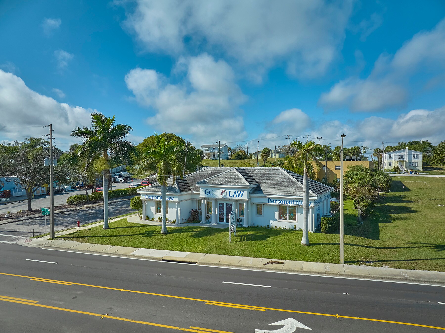 1001 N US Highway 1, Fort Pierce, FL for lease Building Photo- Image 1 of 17