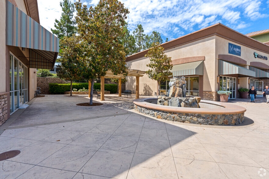 41785-41789 Nicole Ln, Temecula, CA for lease - Building Photo - Image 3 of 11