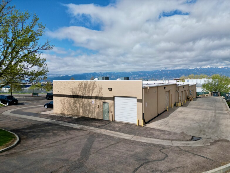 1020 Ford St, Colorado Springs, CO for lease - Building Photo - Image 3 of 11