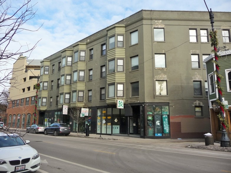 2521 N Lincoln Ave, Chicago, IL for lease - Building Photo - Image 2 of 8