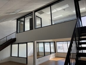 14930 Ventura Blvd, Sherman Oaks, CA for lease Interior Photo- Image 1 of 2