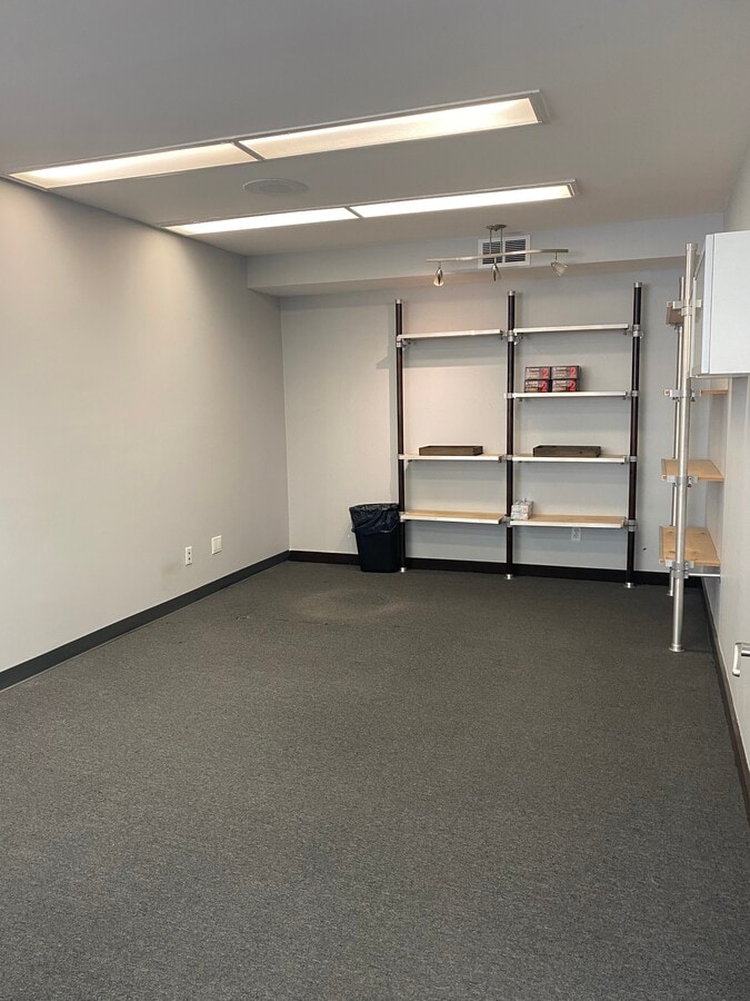 395 Westbury Blvd, Hempstead, NY 11550