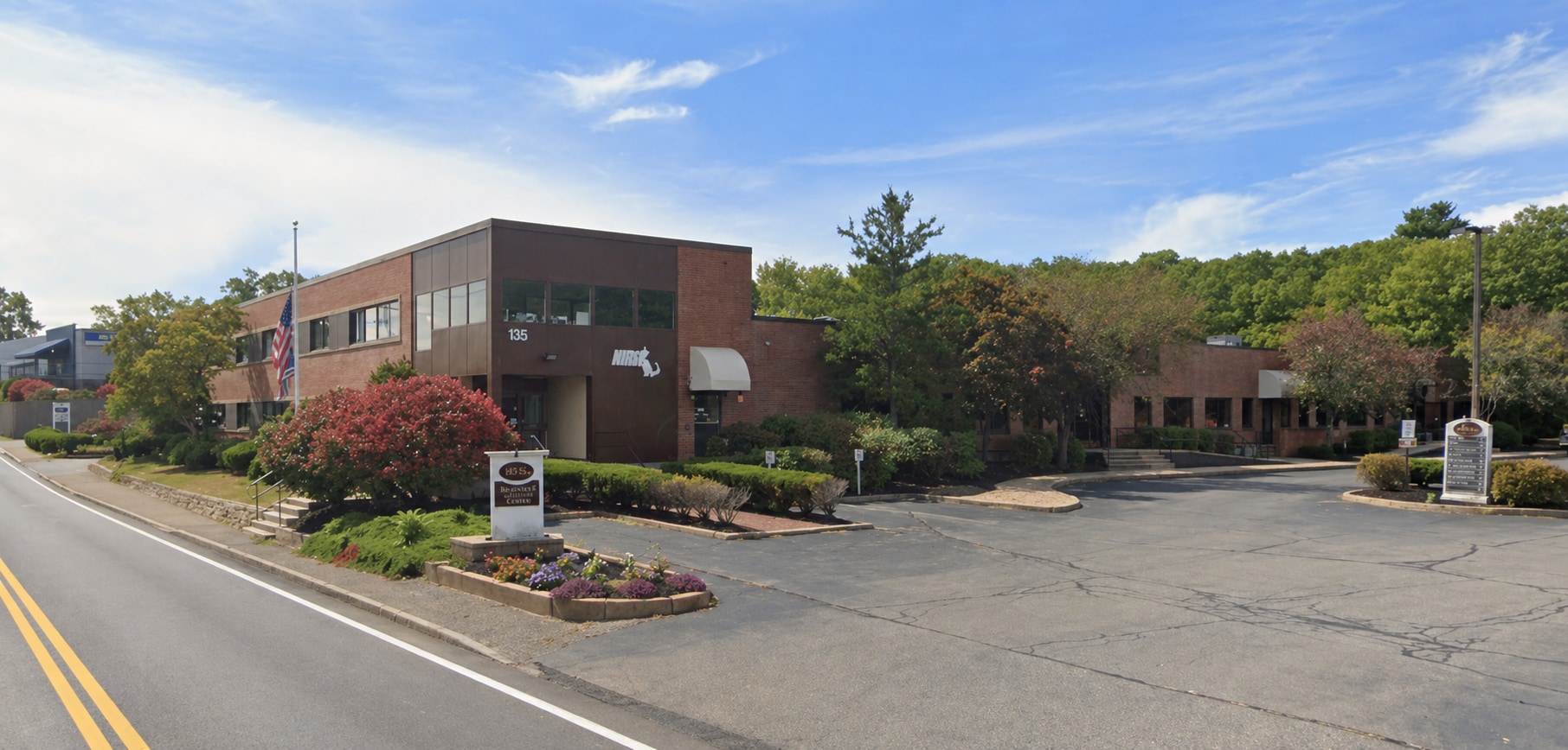 135-145 Wood Rd, Braintree, MA for lease Building Photo- Image 1 of 12