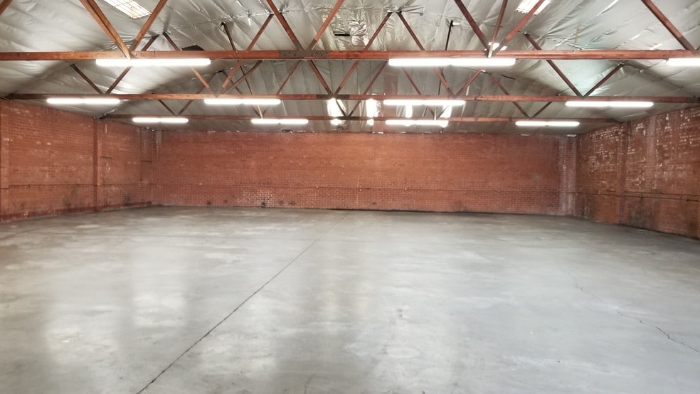 1837 W Artesia Blvd, Gardena, CA for sale - Building Photo - Image 2 of 4