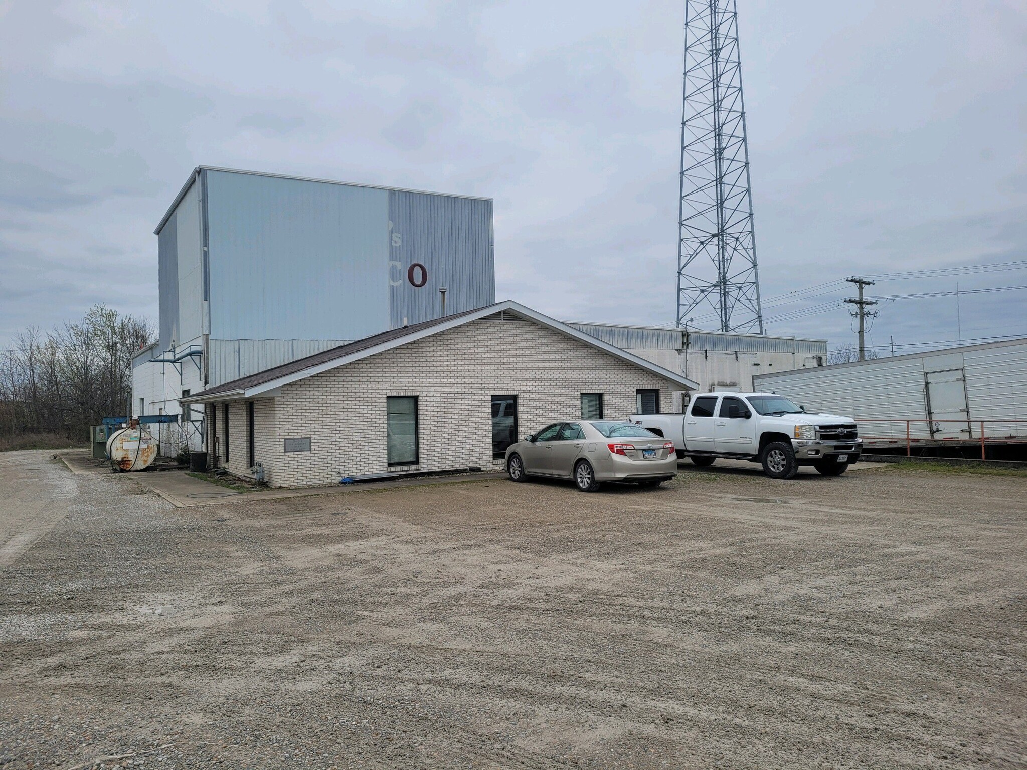 601 W Wabash Ave, Effingham, IL for lease Building Photo- Image 1 of 22