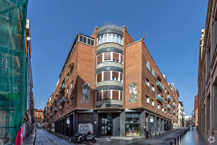 Calle De La Alameda, 22, Madrid, Madrid for lease - Primary Photo - Image 1 of 4