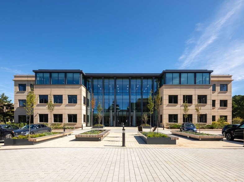 Aerospace Blvd, Farnborough for sale - Primary Photo - Image 1 of 1