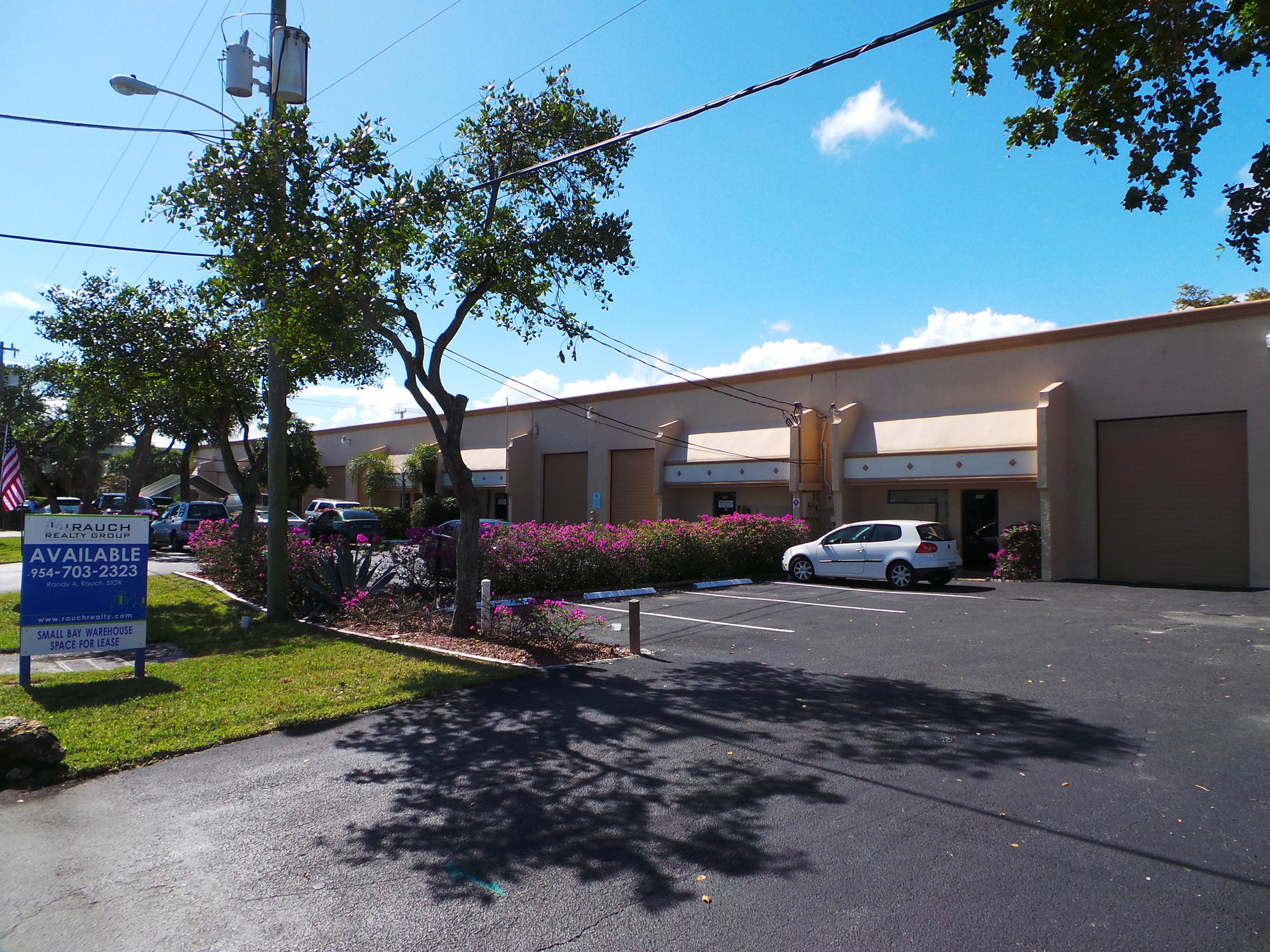 337-379 SW 13th Ave, Pompano Beach, FL for lease Building Photo- Image 1 of 5