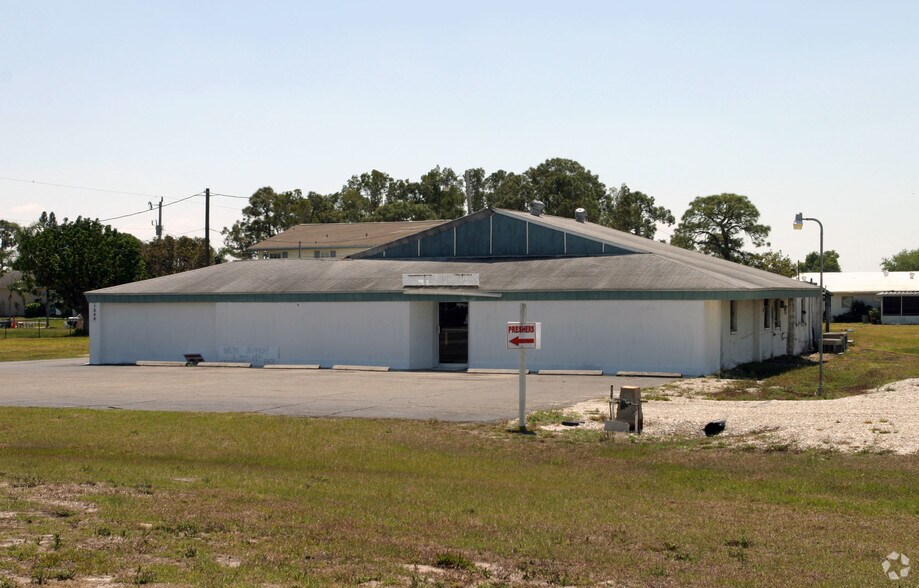 1351-1353 Old Pondella Rd, Cape Coral, FL for sale - Building Photo - Image 1 of 10