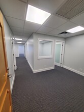 2501 E Commercial Blvd, Fort Lauderdale, FL for lease Interior Photo- Image 1 of 8