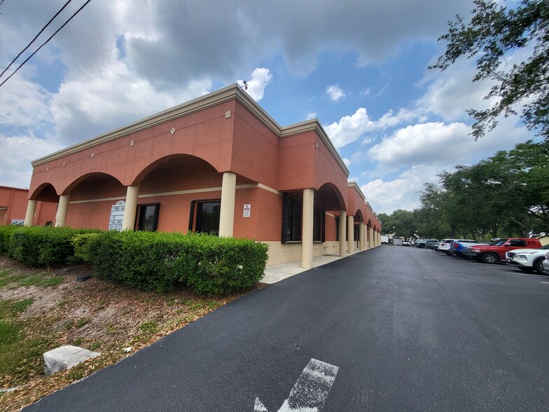 5483 Lee St, Lehigh Acres, FL for sale - Building Photo - Image 2 of 19