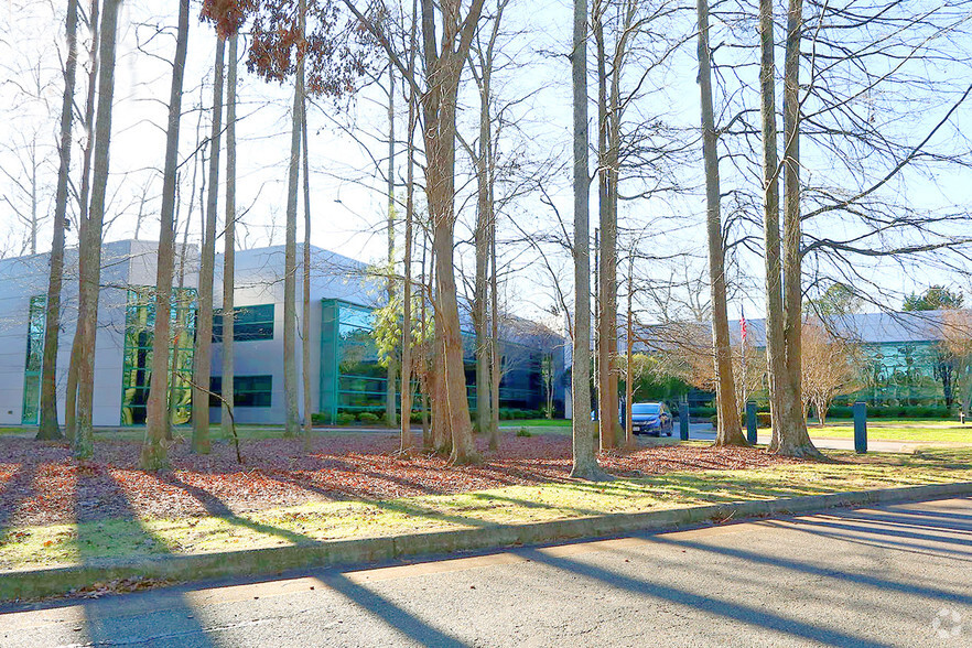 514 Butler Farm Rd, Hampton, VA for lease - Primary Photo - Image 1 of 9