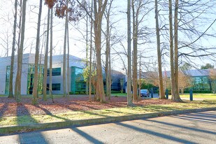 514 Butler Farm Rd, Hampton VA - Business Park