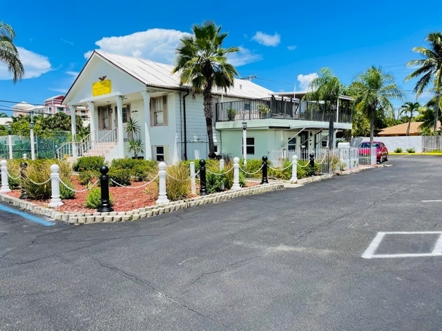 704 N Dixie Hwy, Lantana, FL for sale - Building Photo - Image 2 of 19