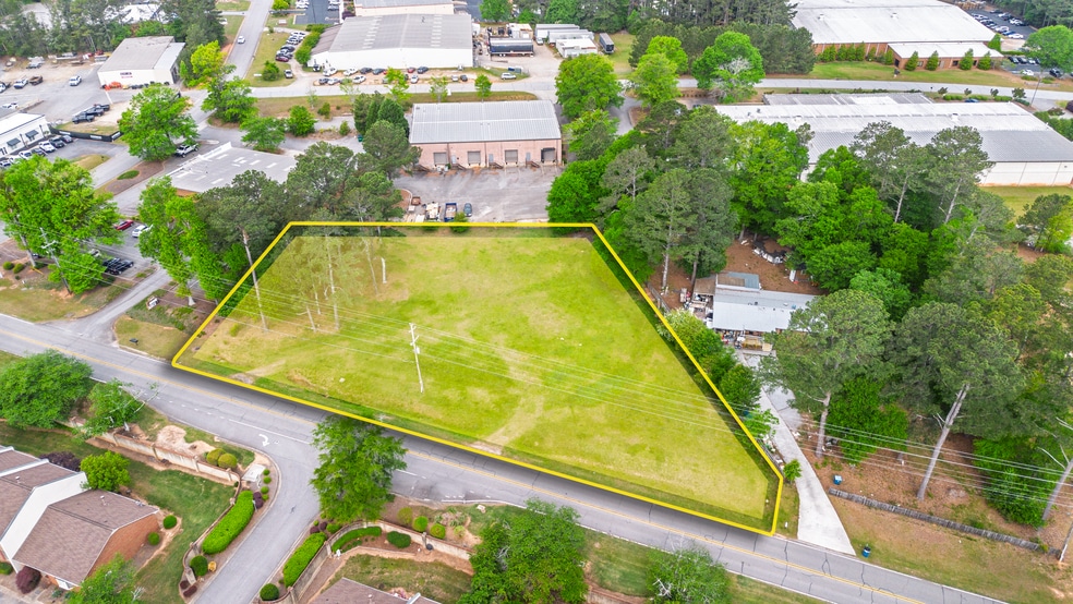 235 Cleveland Rd, Bogart, GA for sale - Building Photo - Image 1 of 18