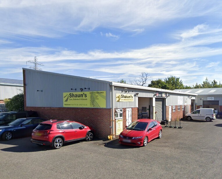 Spring Ln S, Malvern for lease Primary Photo- Image 1 of 3