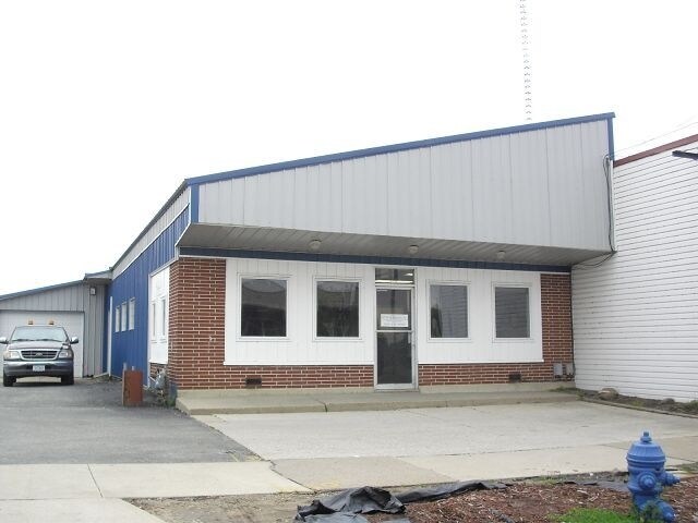 819-821 Sycamore St, Waterloo, IA for sale Primary Photo- Image 1 of 1