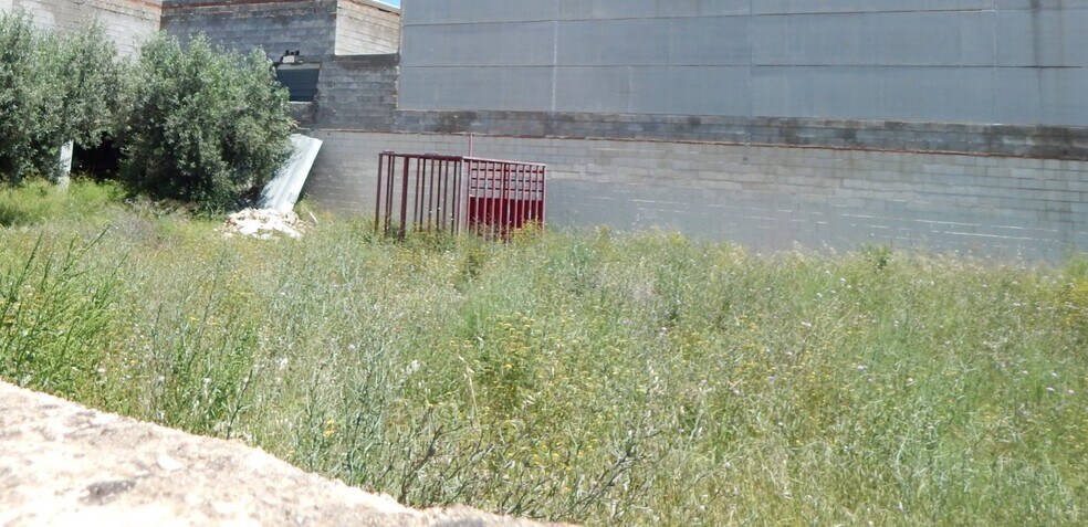 Land in València for sale - Building Photo - Image 1 of 2