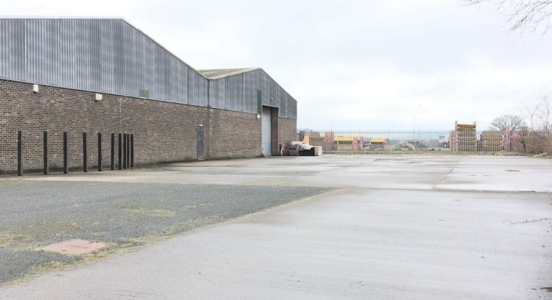 Lon Cae Darbi, Caernarfon for sale - Primary Photo - Image 1 of 1