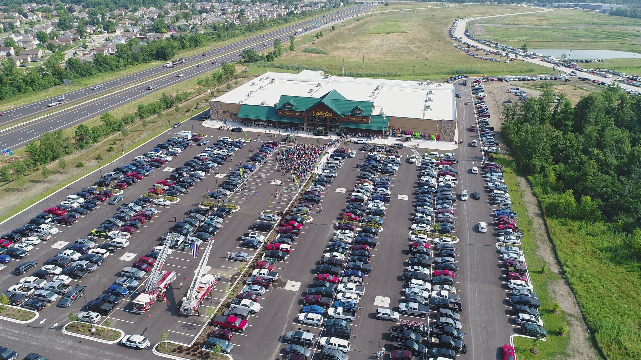 Hall Rd, Chesterfield, MI 48051 BJ's, Cabela's, HomeGoods I94